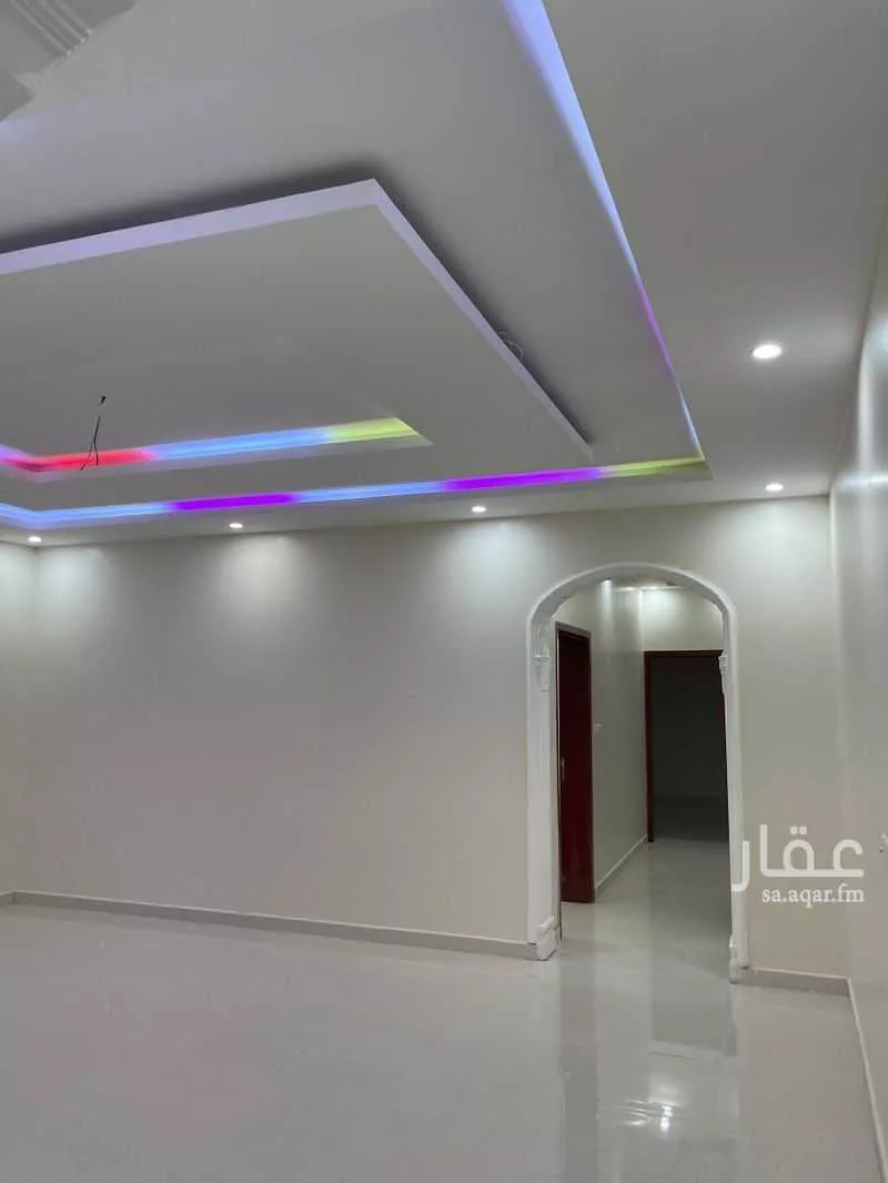 7 bedroom villa in Al Difa 7