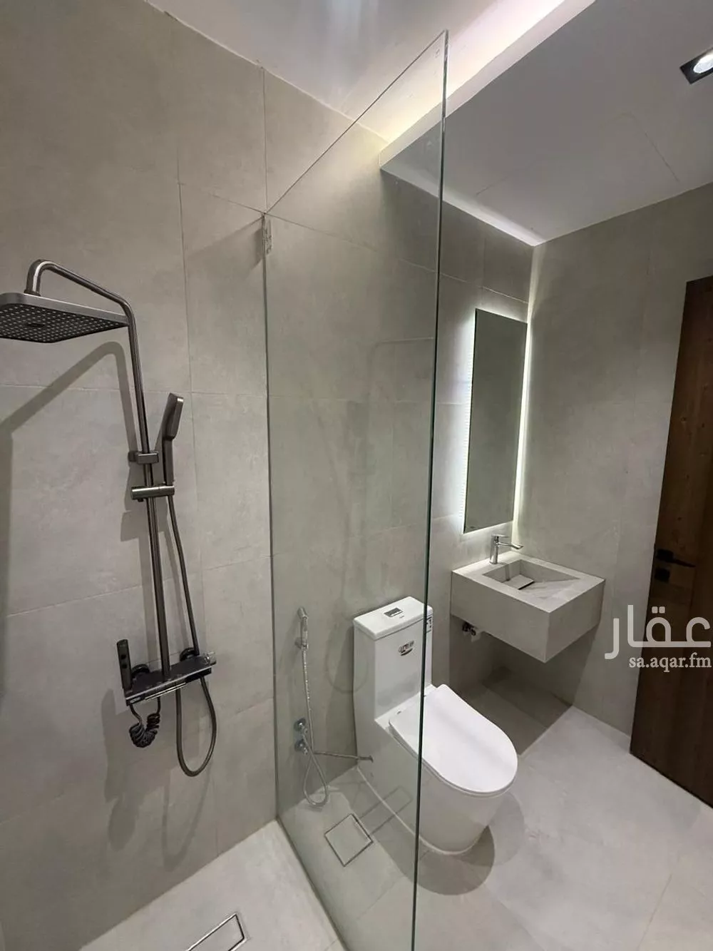 5 bedroom apartment in Ayn Al Khayf, Madinah 10