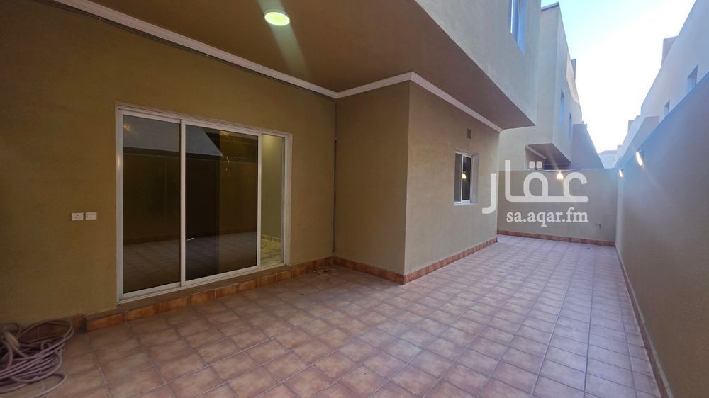 فيلا 4 غرف في الزمرد، جدة 14