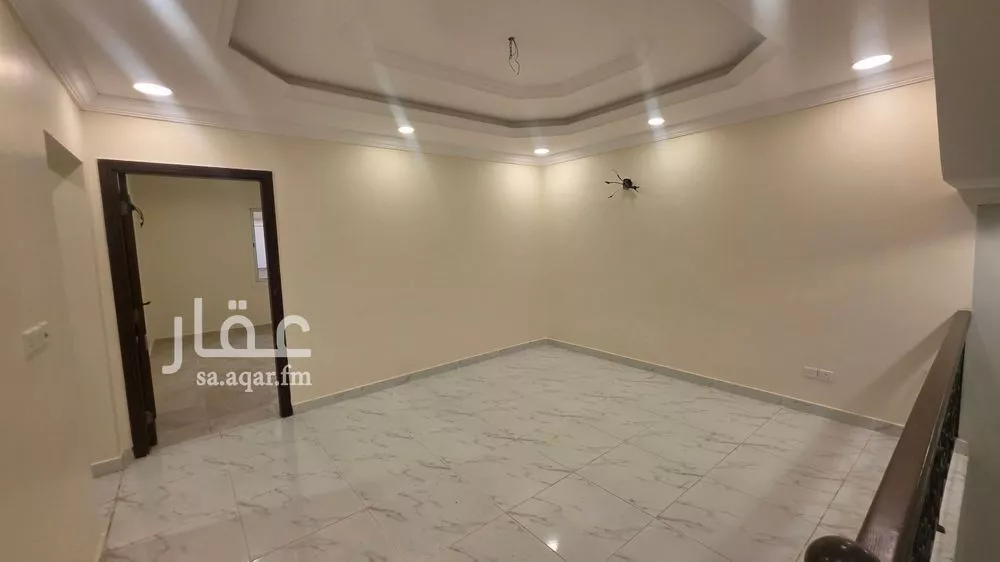 6 bedroom villa in Az Zomorod 10
