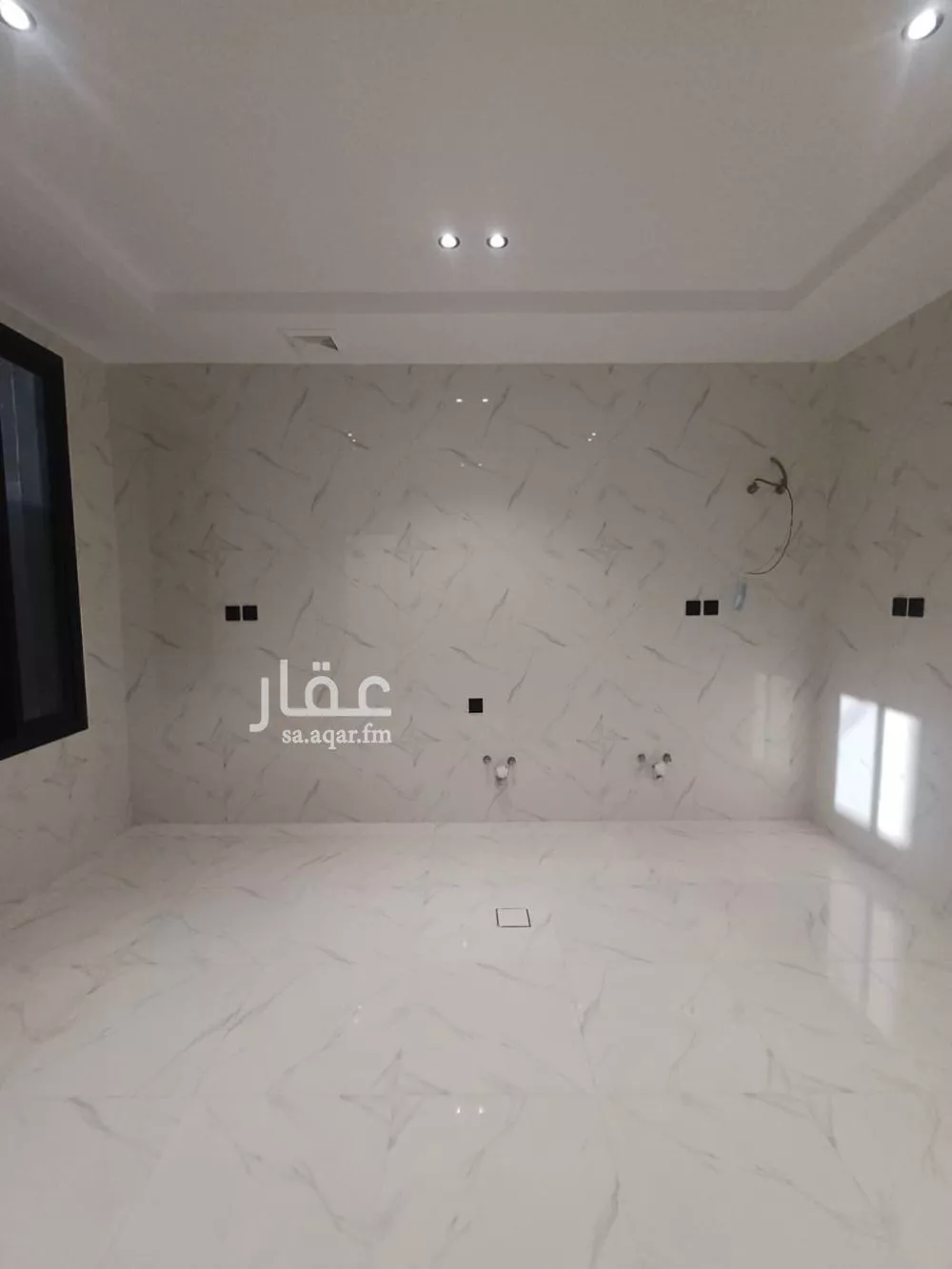 10 bedroom villa in Al Falah 13