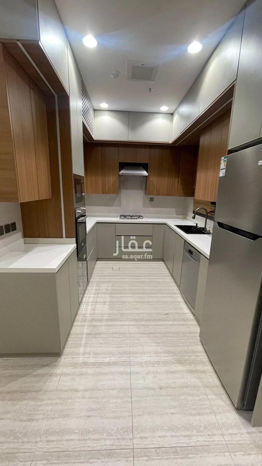 3 bedroom apartment in Al Rimal 6