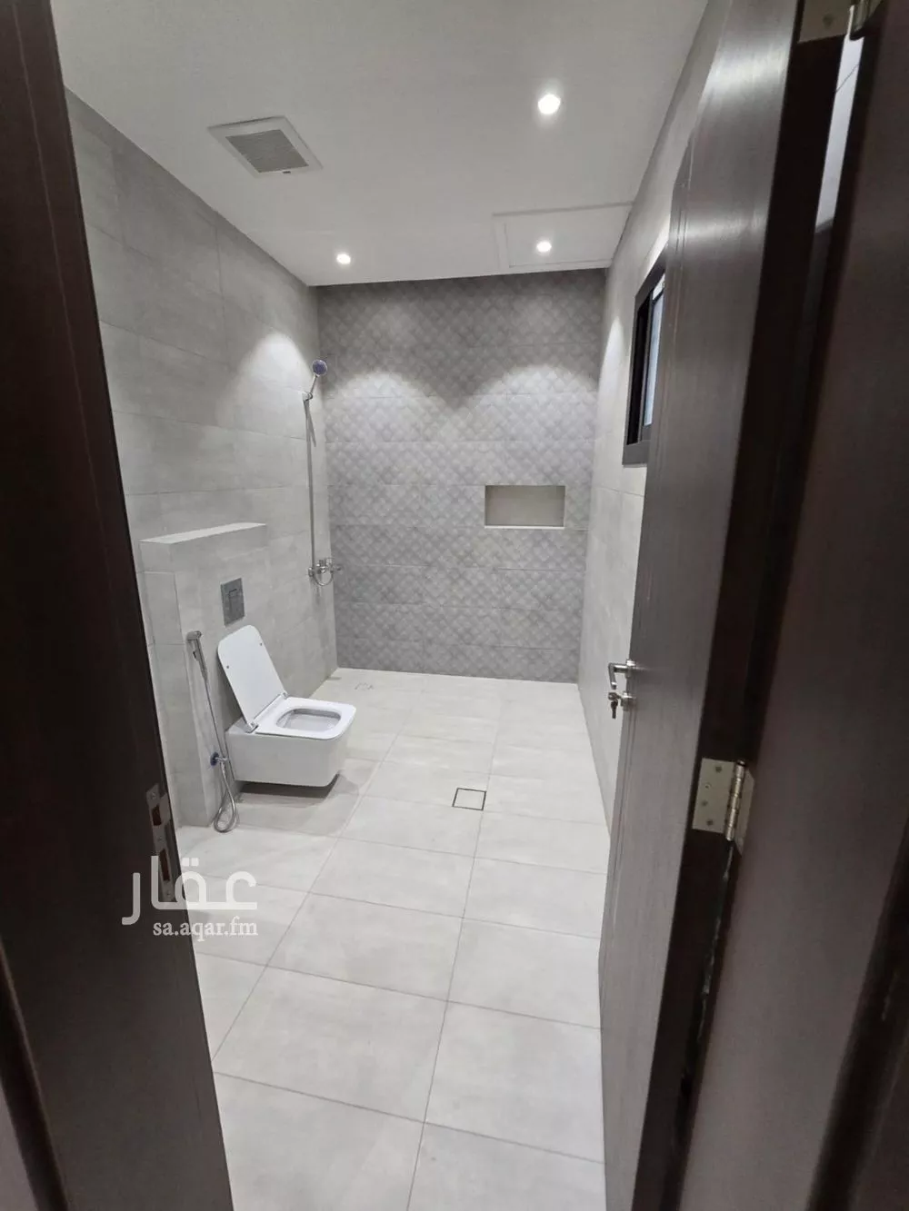 4 bedroom villa in Al Yaqout 7