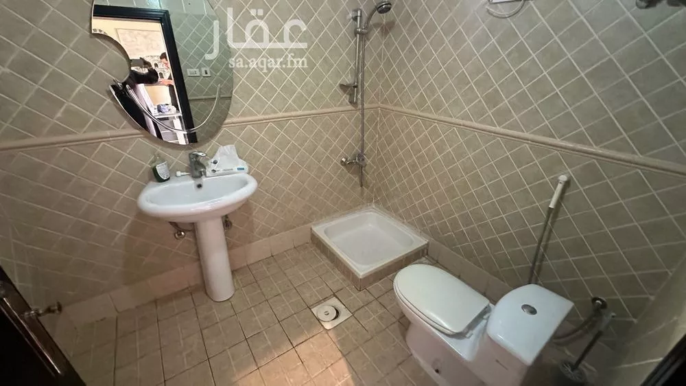 فيلا 7 غرف في المرجان 4