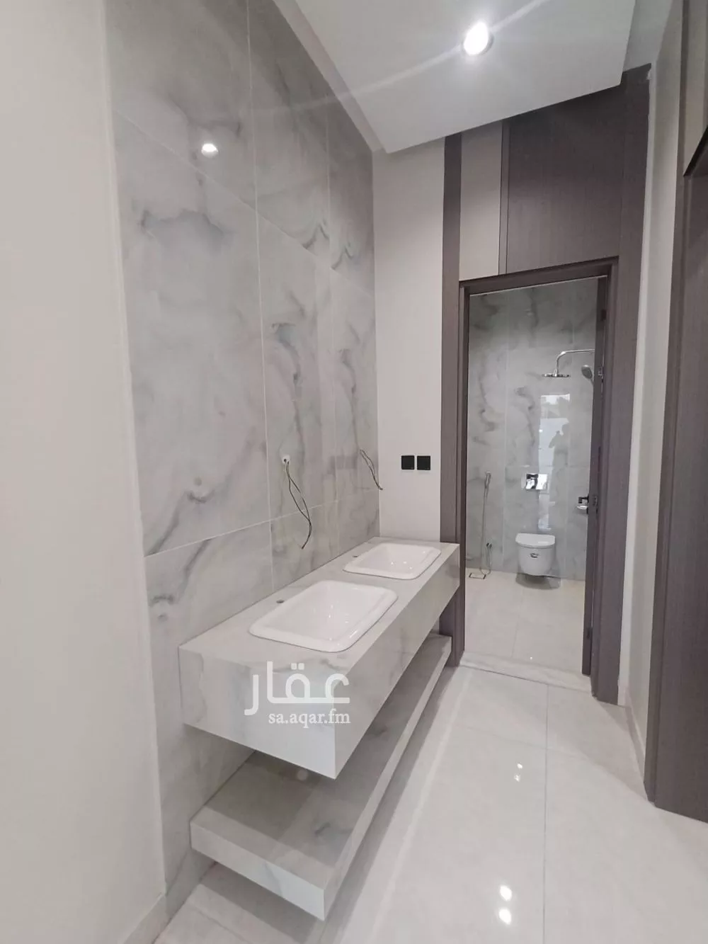 7 bedroom villa in Al Falah 4