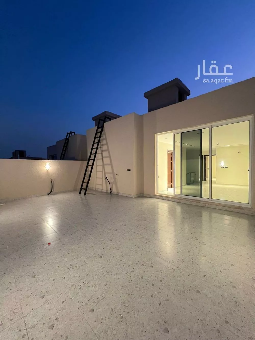 8 bedroom villa in Al Yaqout 10