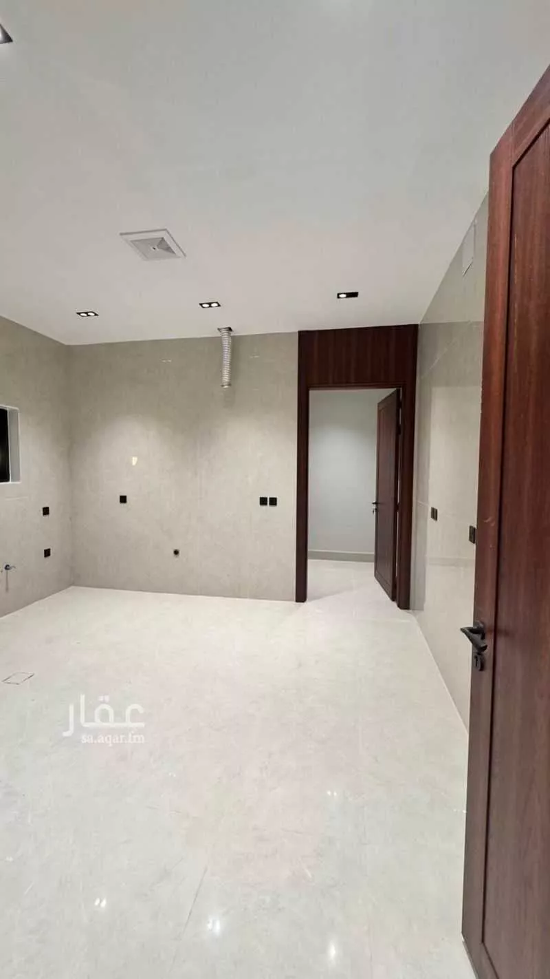 فيلا 4 غرف في الأمل، الدمام 15