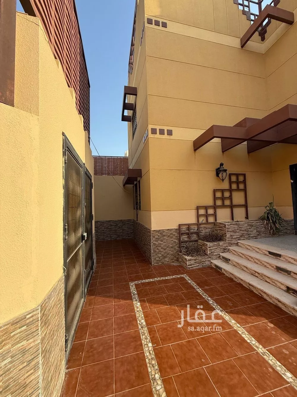 فيلا 9 غرف في المنار 6