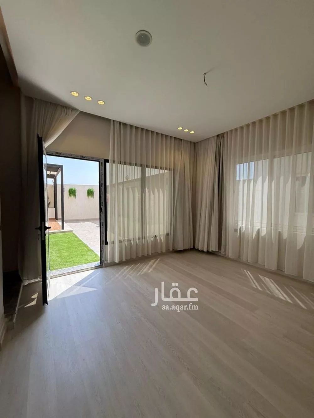10 bedroom villa in Al Wahah 25