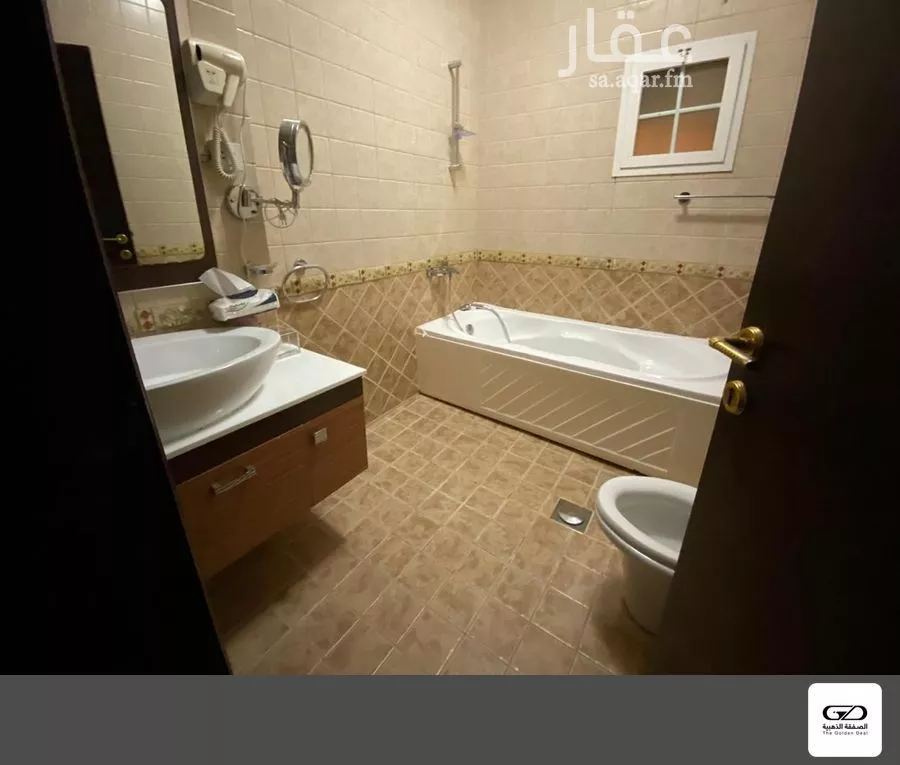 6 bedroom villa in Al Rabwa 13