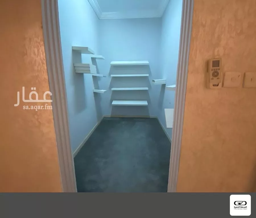 6 bedroom villa in Al Rabwa 15