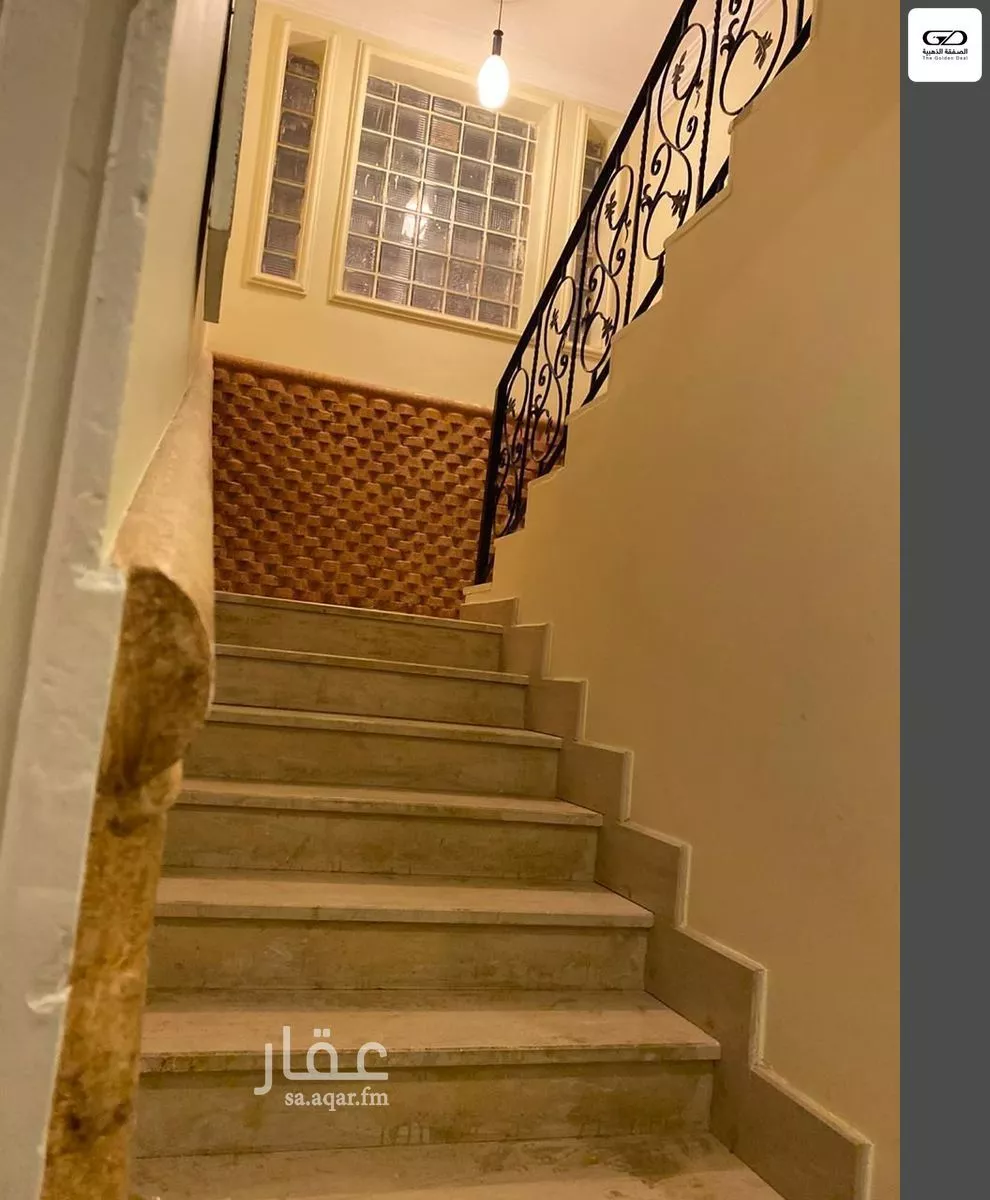 6 bedroom villa in Al Rabwa 17