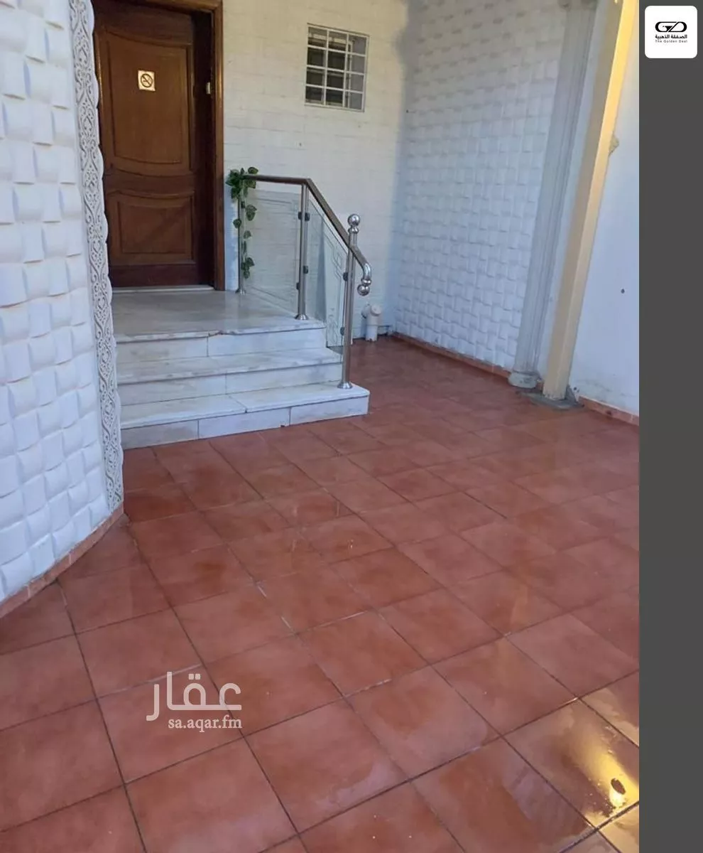 6 bedroom villa in Al Rabwa 18