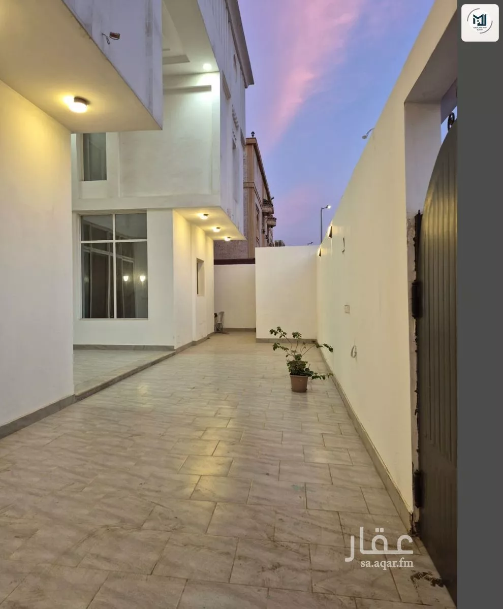 10 bedroom villa in Al Yaqout 14
