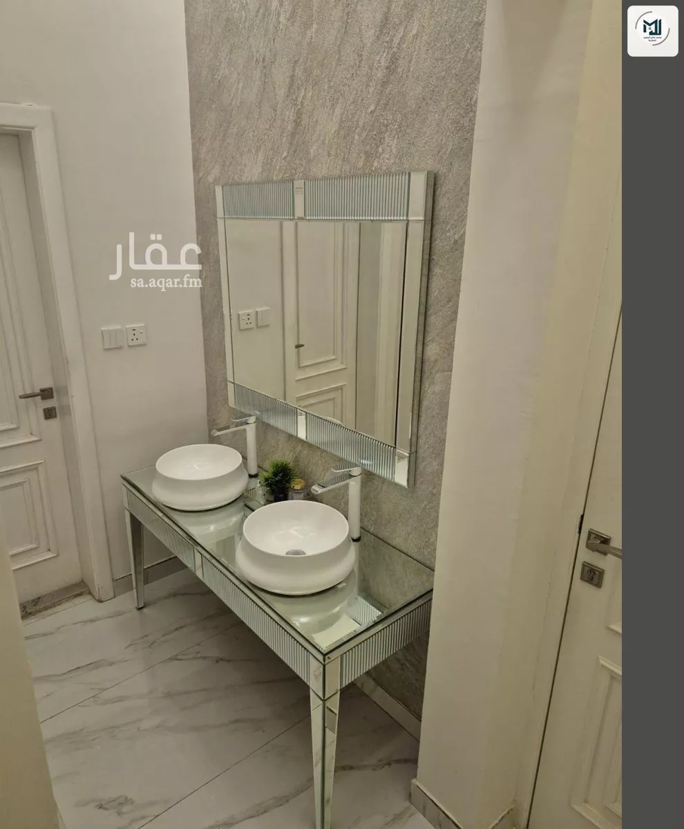 10 bedroom villa in Al Yaqout 16
