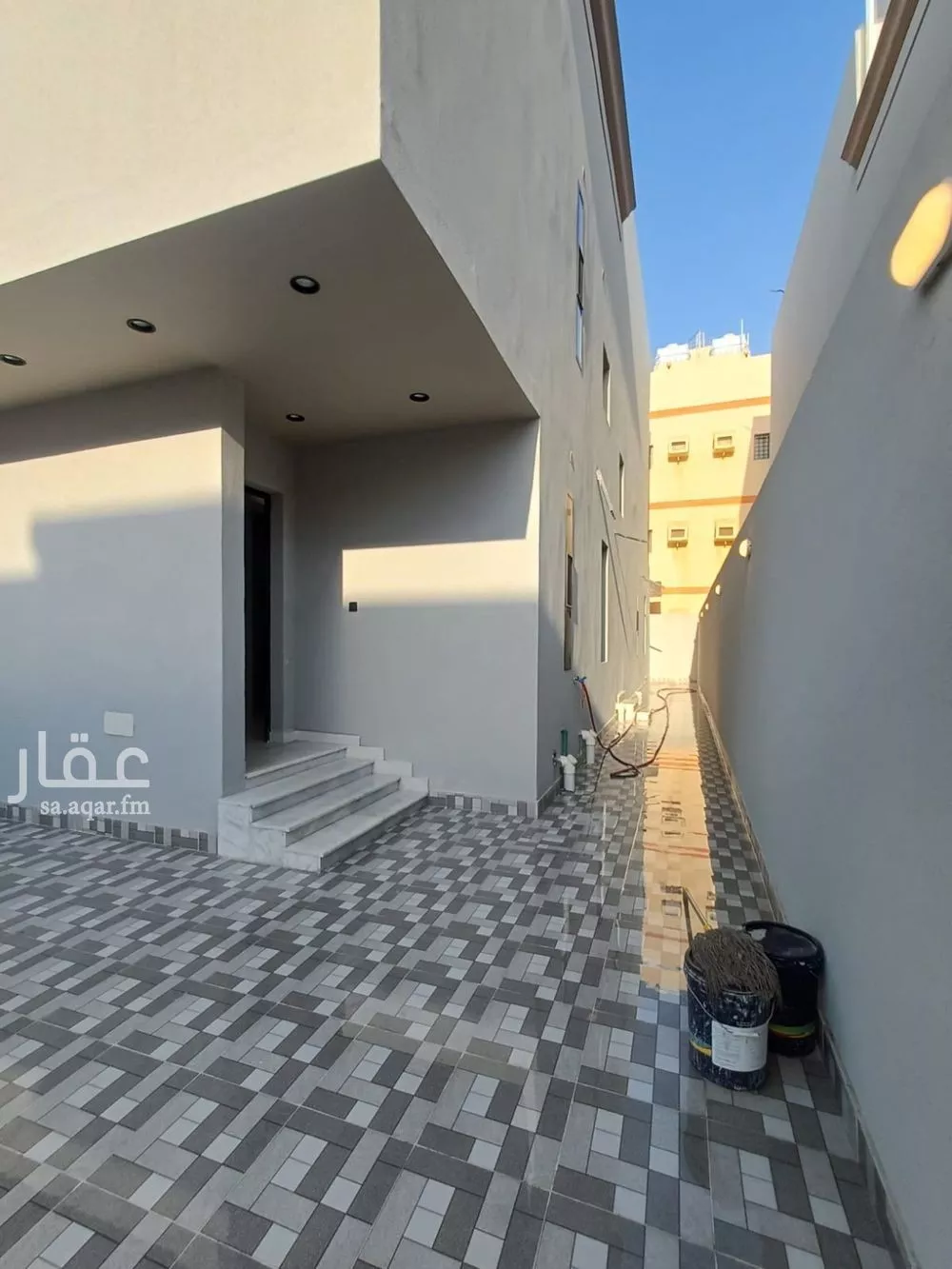 فيلا 10 غرف في الفلاح 6