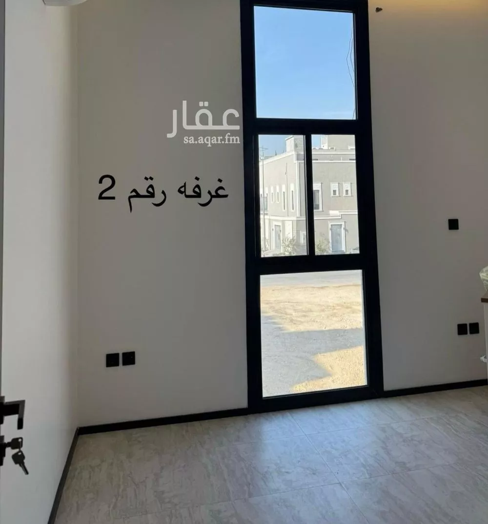 شقة 5 غرف في العارض 3