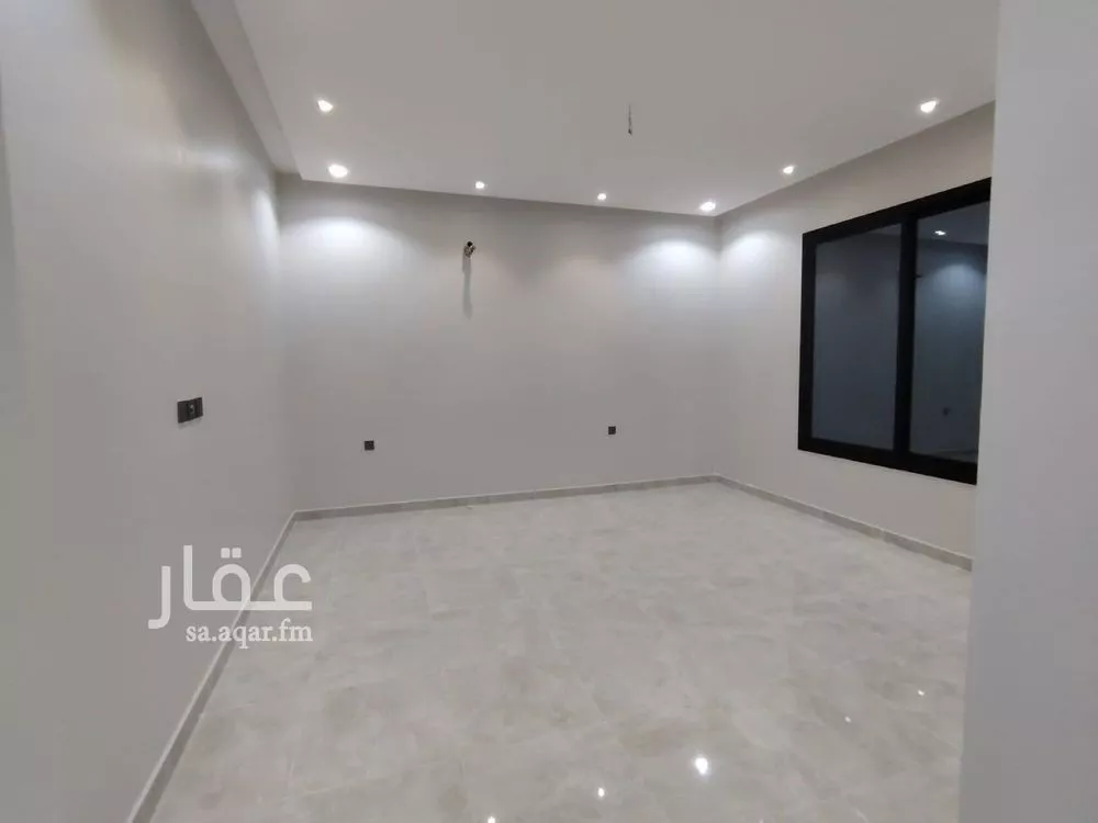 5 bedroom villa in As Salhiyah 3