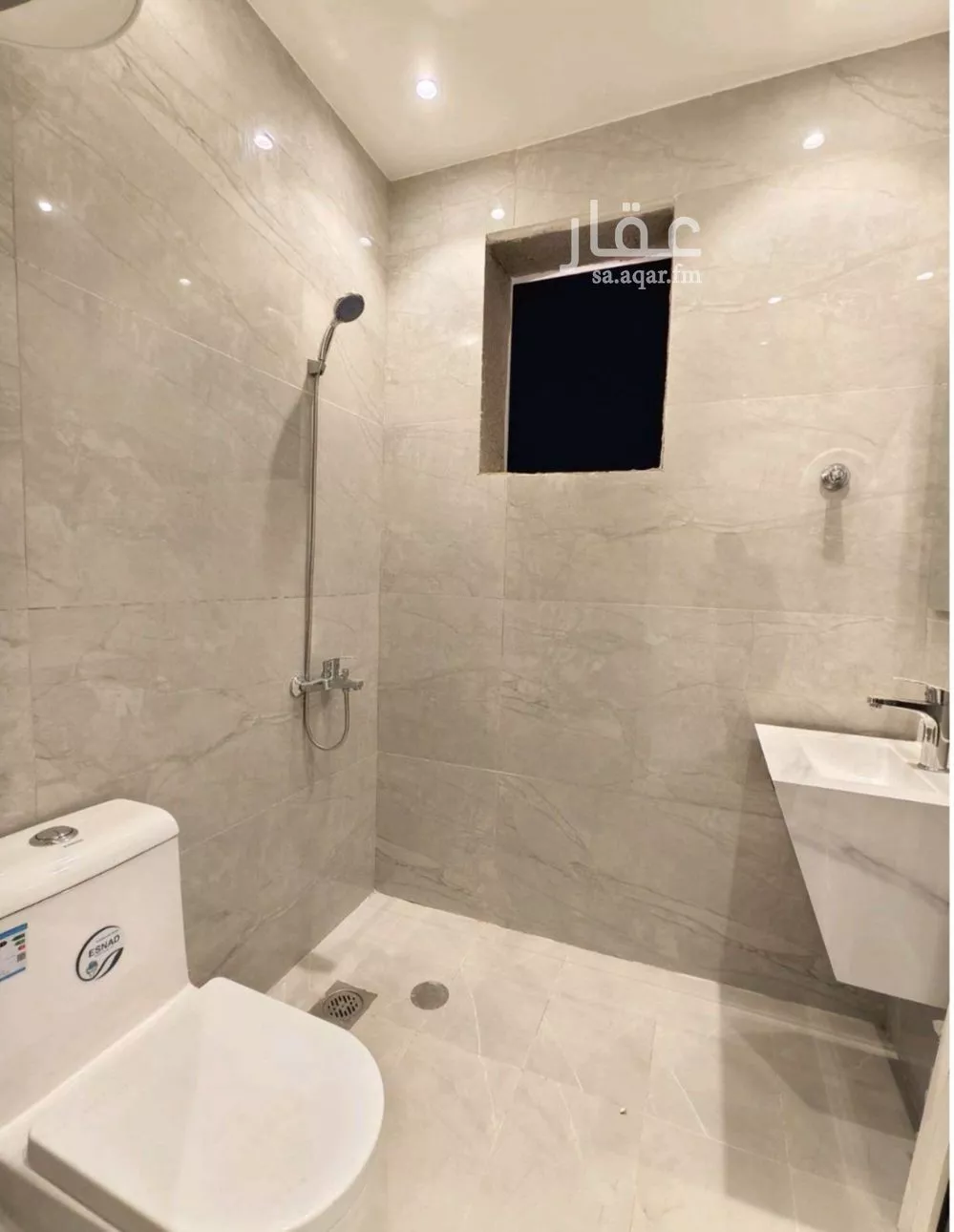 1 bedroom apartment in Al Falah 7