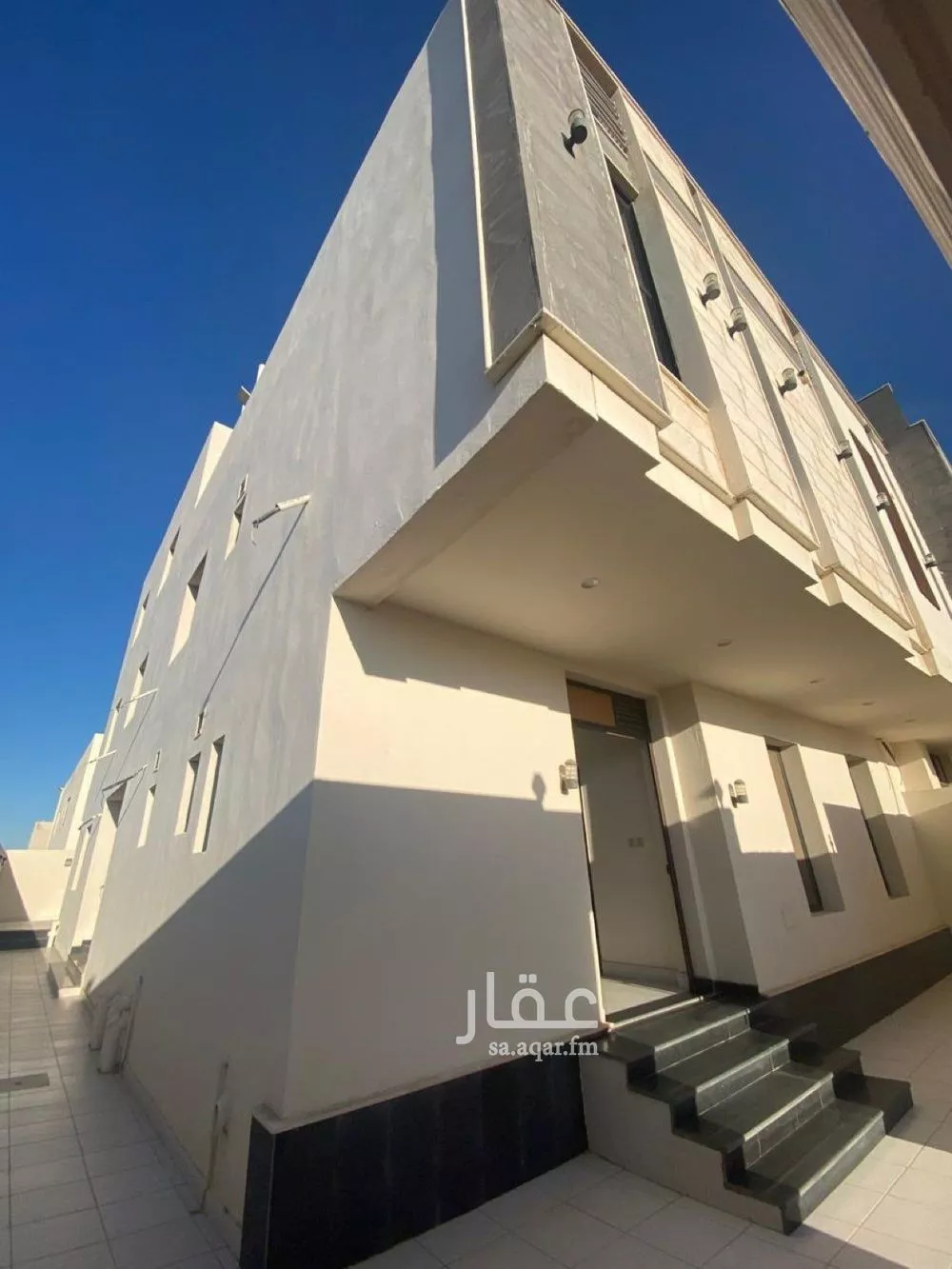 فيلا 6 غرف في الزمرد 2