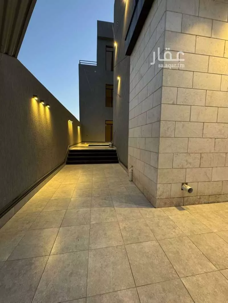 فيلا 6 غرف في الشراع 28