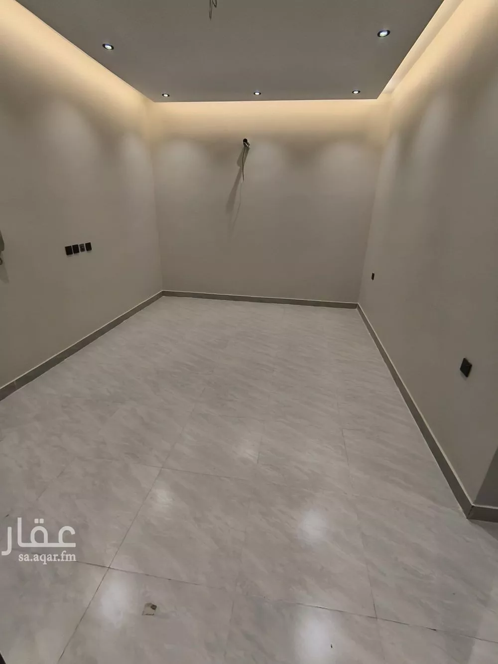 فيلا 12 غرف في الفلاح 3