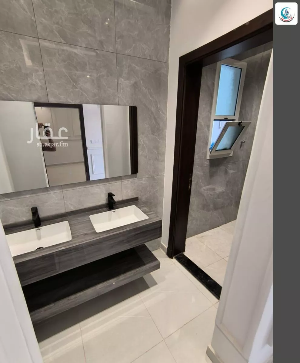 8 bedroom villa in Al Rahmaniyyah 2