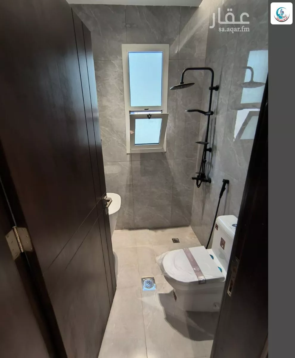 8 bedroom villa in Al Rahmaniyyah 3