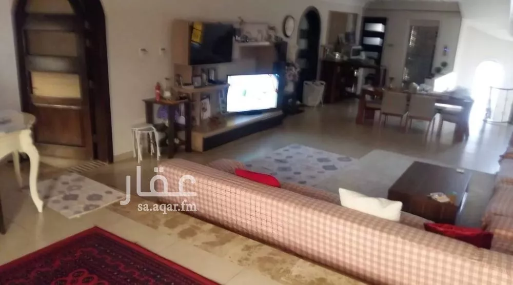 فيلا 10 غرف في الشراع 6