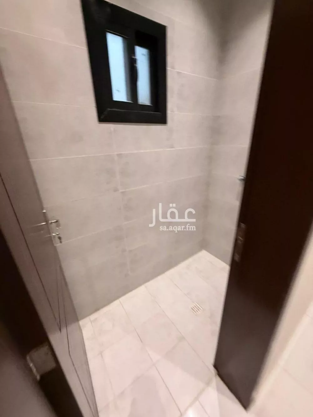 فيلا 4 غرف في الفروسية 8
