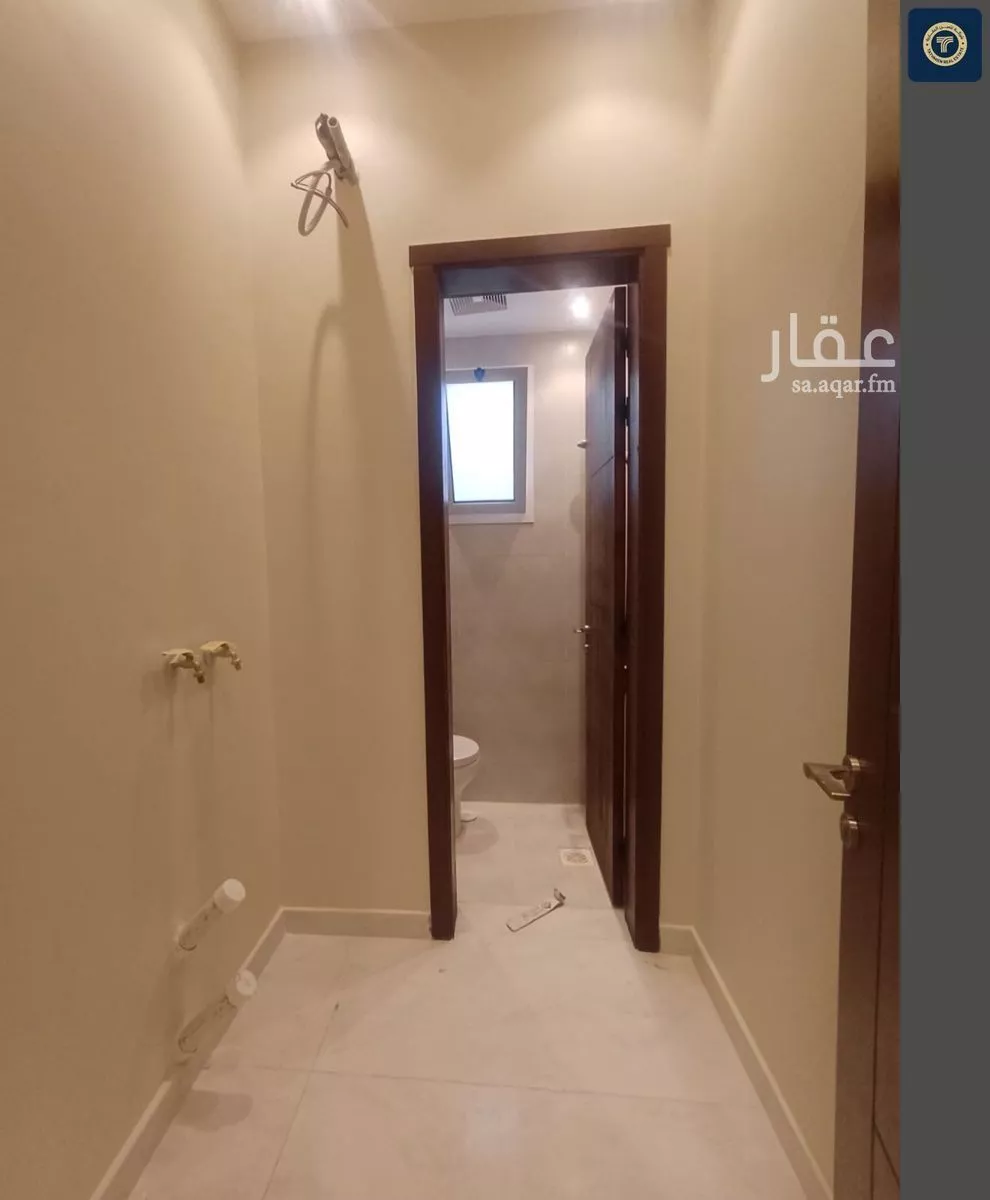 8 bedroom villa in Jeddah 4