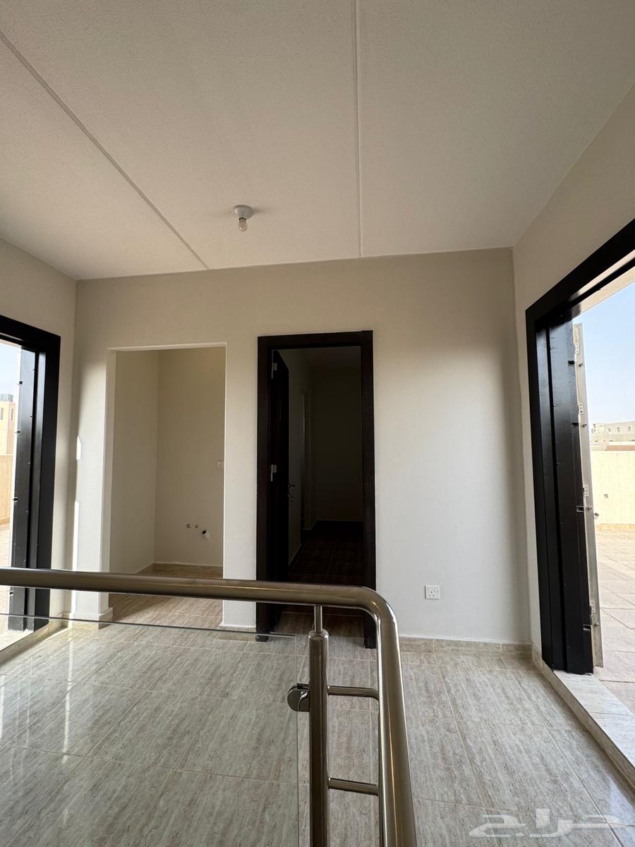 4 bedroom villa in Khuzam, Riyadh 7