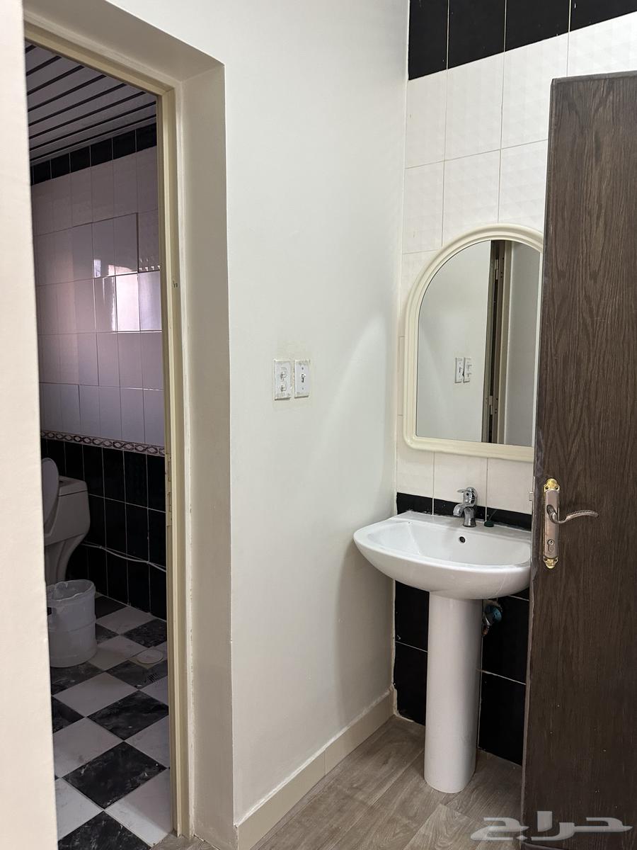 5 bedroom apartment in Badr, Eastern Province 3