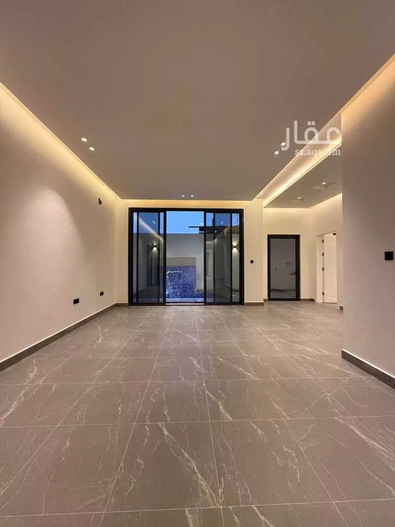 5 bedroom villa in Al Aridh, Riyadh 10