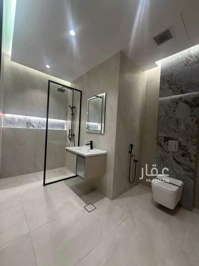8 bedroom villa in Al Murjan 2