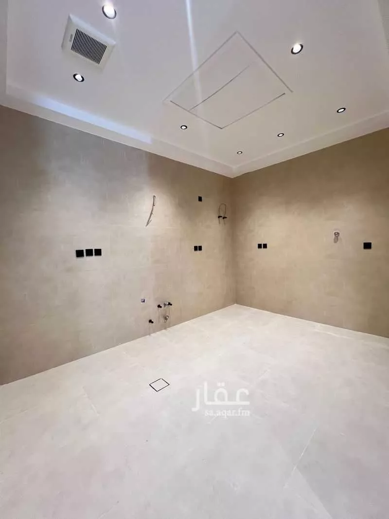 5 bedroom villa in Al Lulu 9