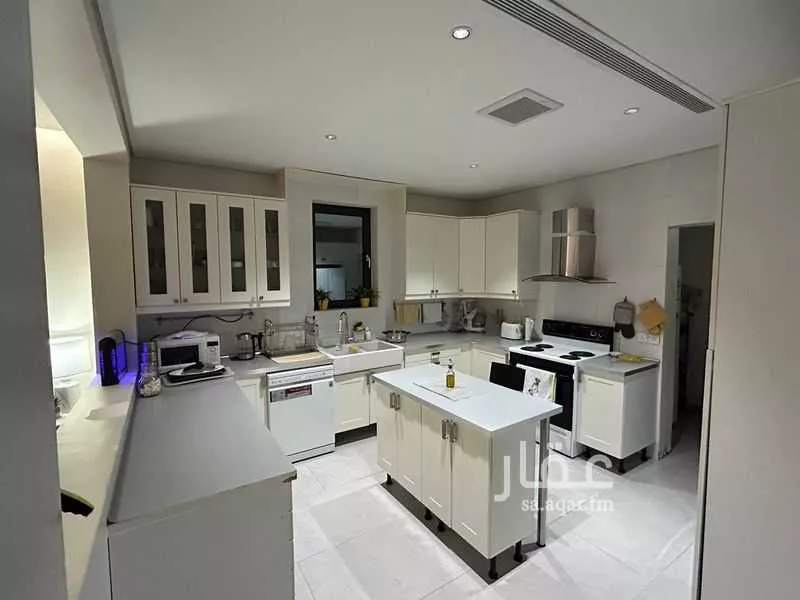 10 bedroom villa in Al Fanar, Jeddah 5