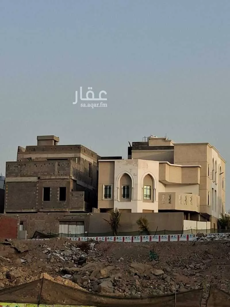 فيلا 5 غرف في الصالحية 6