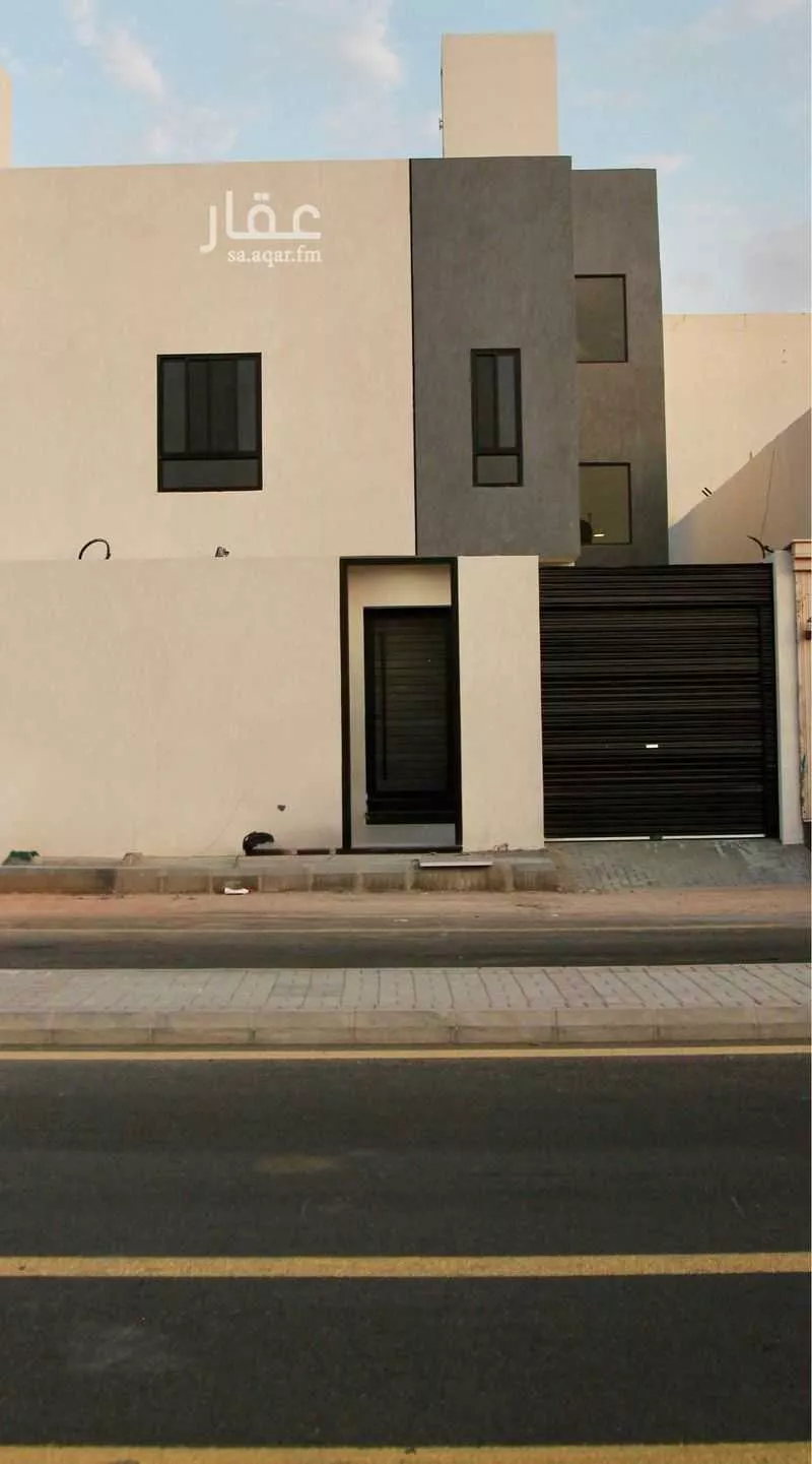 4 bedroom villa in King Fahd, Madinah 11