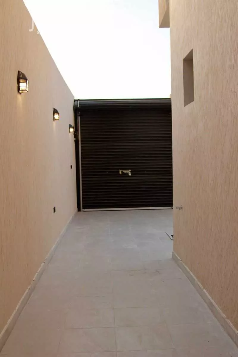 4 bedroom villa in King Fahd, Madinah 9