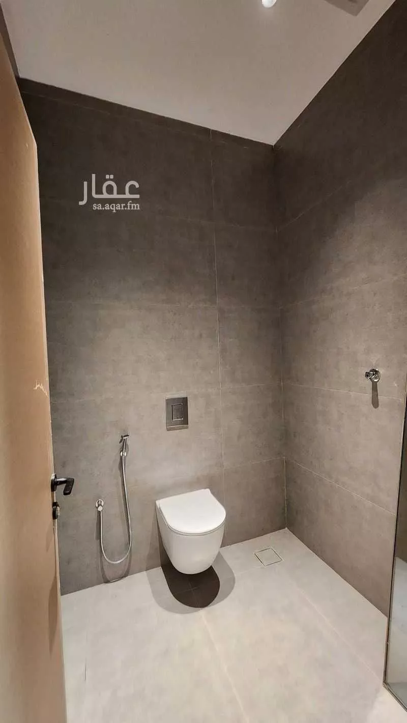فيلا 6 غرف في الزمرد 7