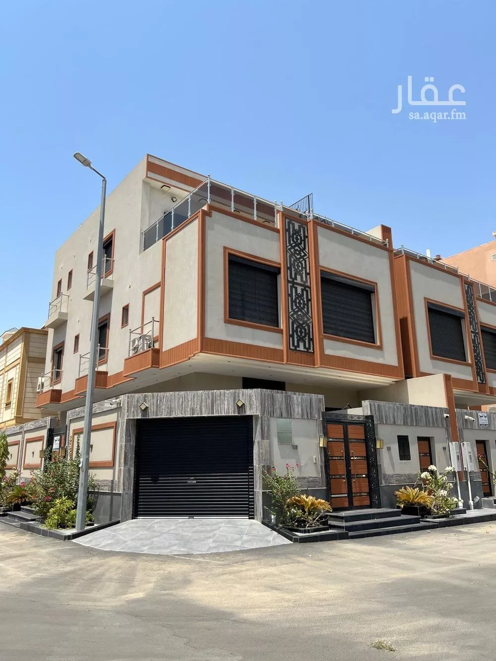 فيلا 5 غرف في الشراع 2