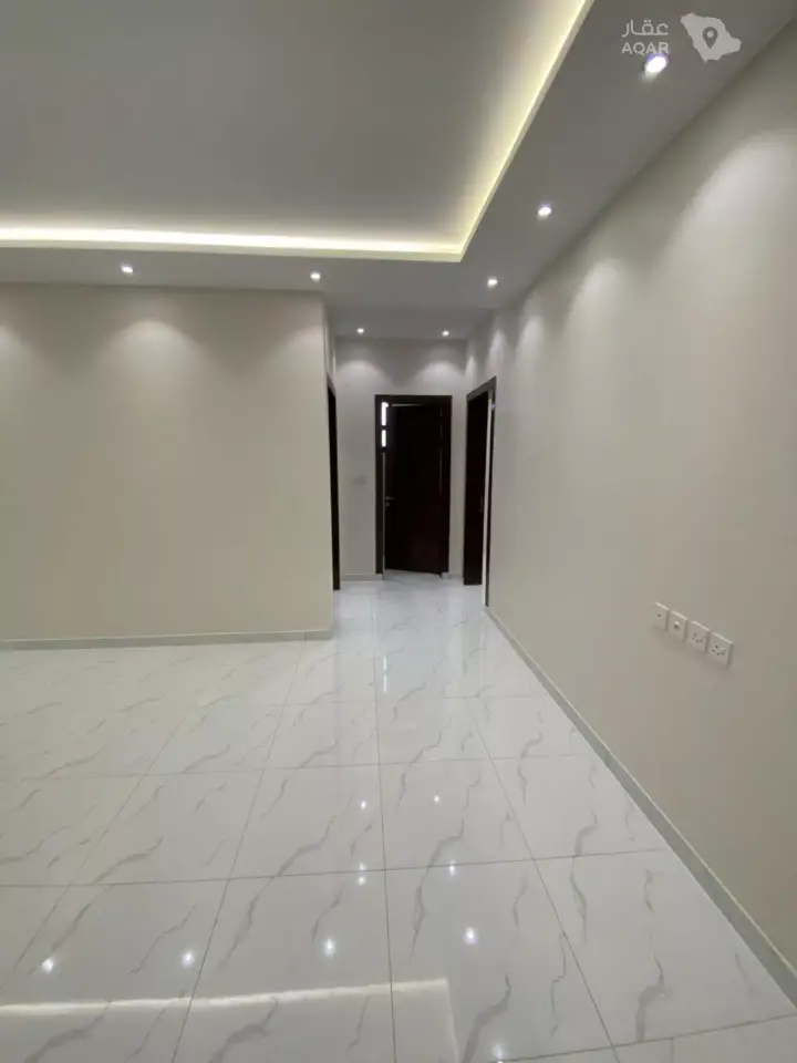 4 bedroom apartment in Al Janadriyah, Riyadh 4