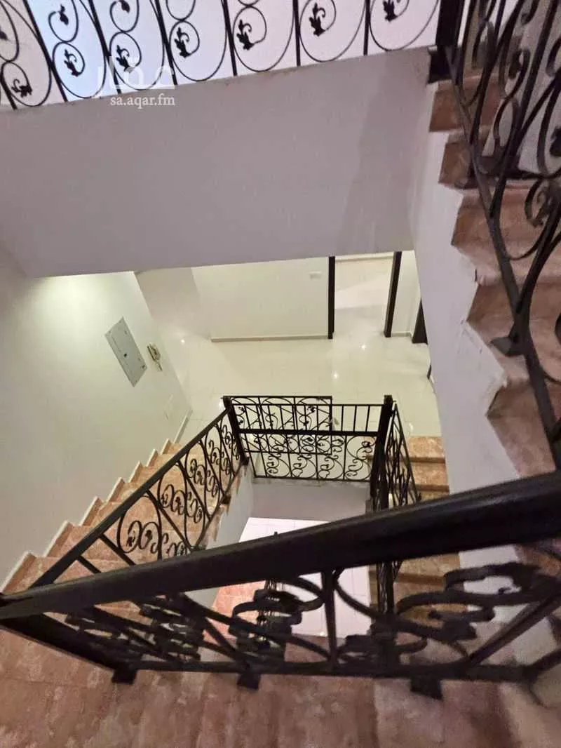8 bedroom villa in Al Kawthar 10