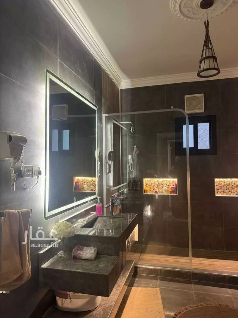 9 bedroom villa in Jeddah 31
