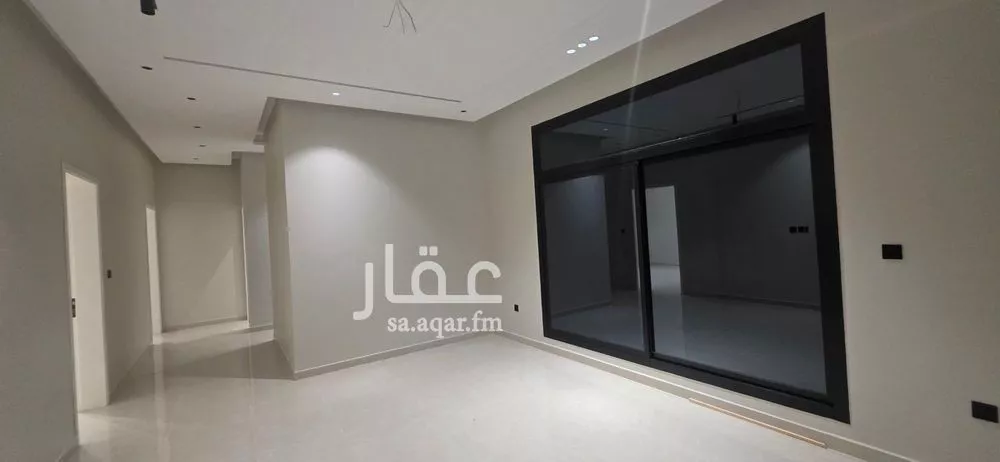 فيلا 10 غرف في طيبة 6