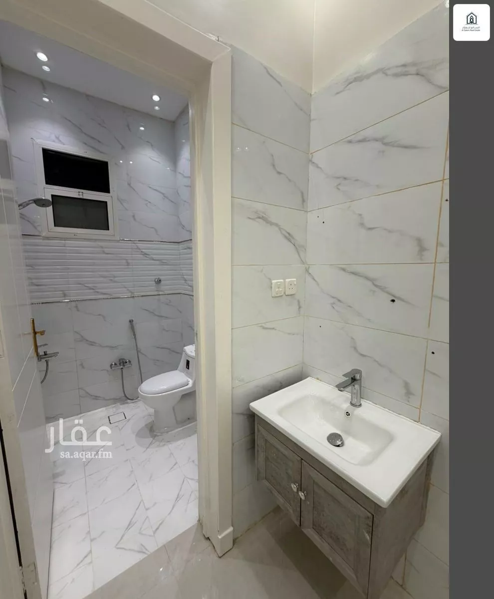 4 bedroom villa in Dhahrat Laban, Riyadh 16