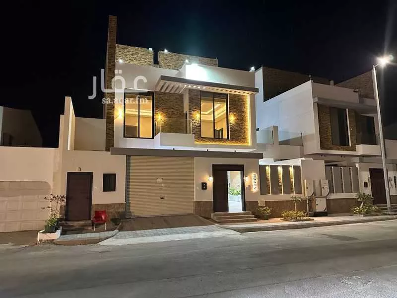 7 bedroom villa in Al Shati 4