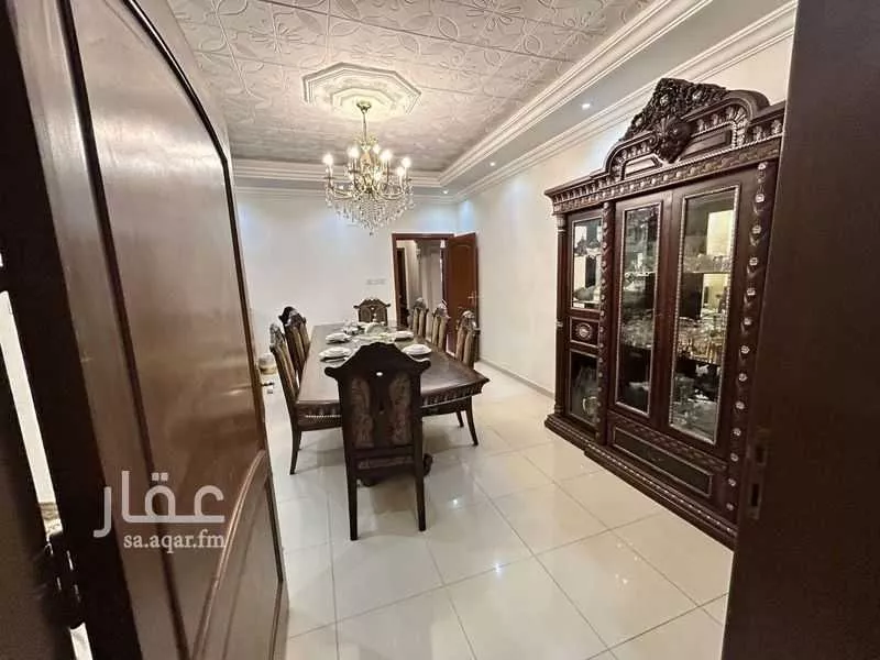 9 bedroom villa in Al Manar 6