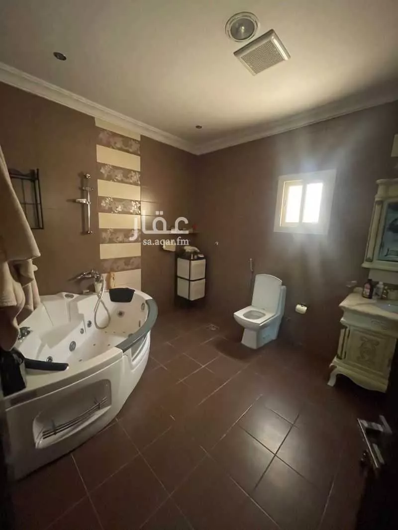 5 bedroom villa in Taibah 5
